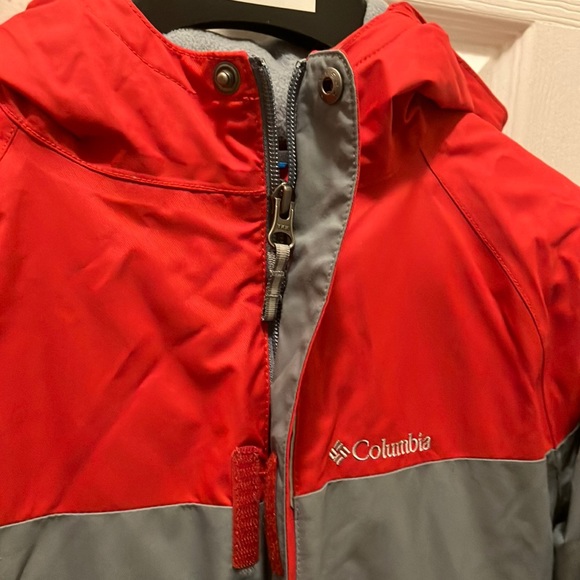 Columbia winter jacket.  Boy’s size large. - Picture 4 of 10